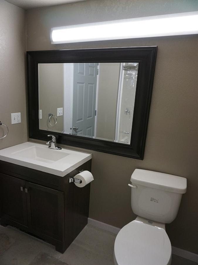 Riverfront Studio Suites Манкейто Экстерьер фото