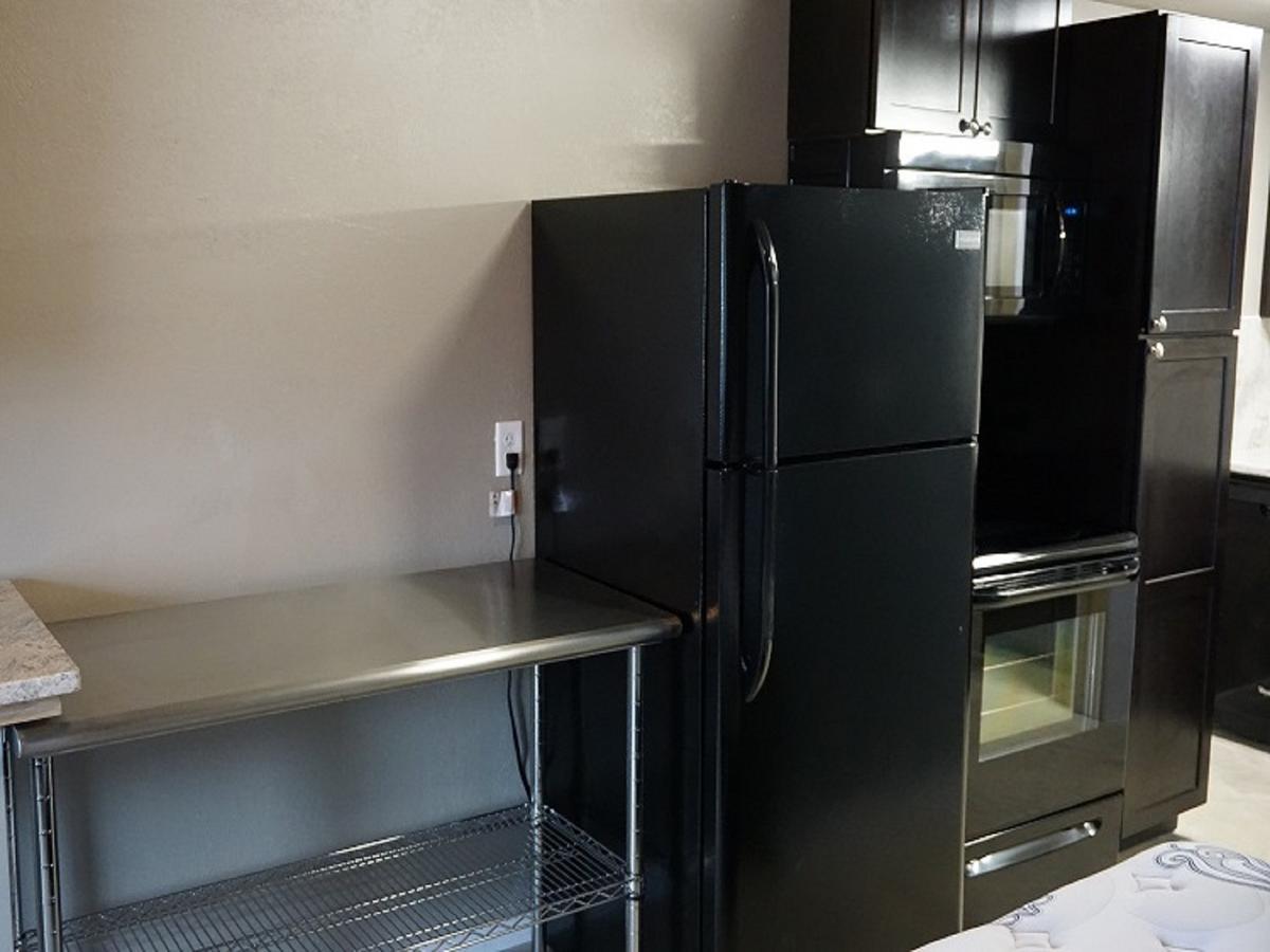 Riverfront Studio Suites Манкейто Экстерьер фото